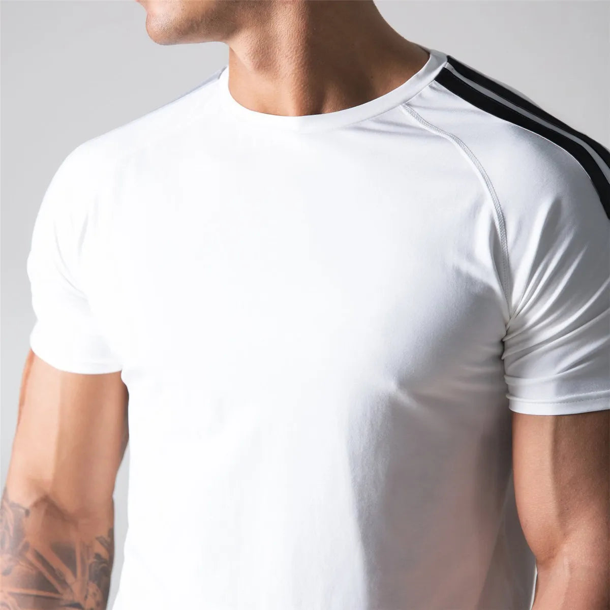 Men’s Athletic Slim Fit Gym T-Shirt – Short Sleeve Cotton Training Top with Sport Stripe Design