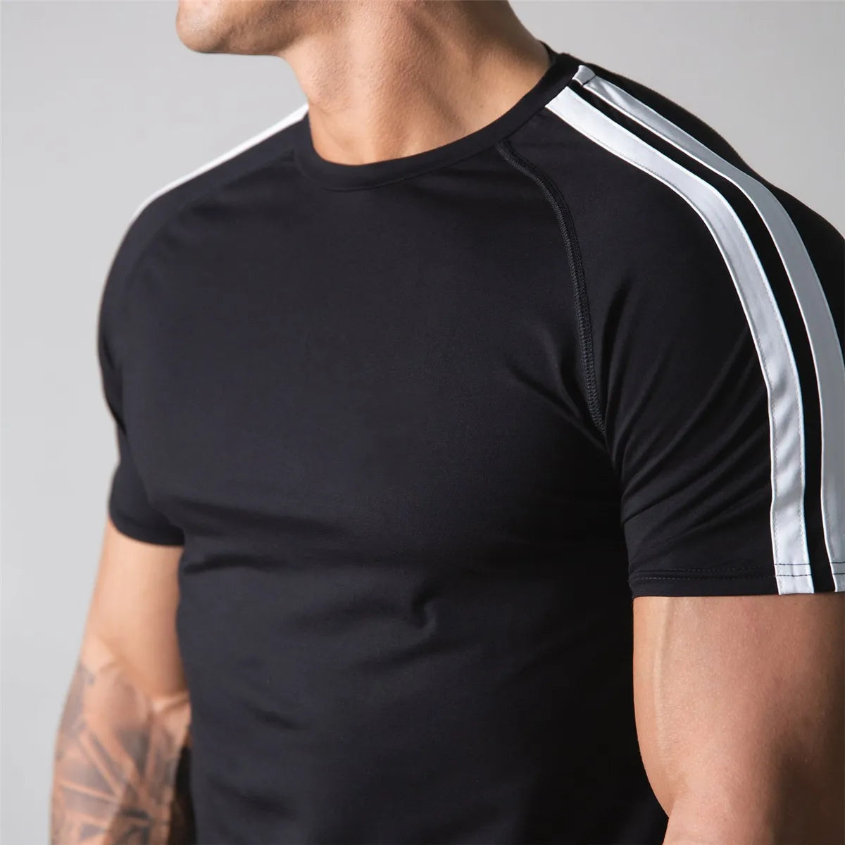 Men’s Athletic Slim Fit Gym T-Shirt – Short Sleeve Cotton Training Top with Sport Stripe Design