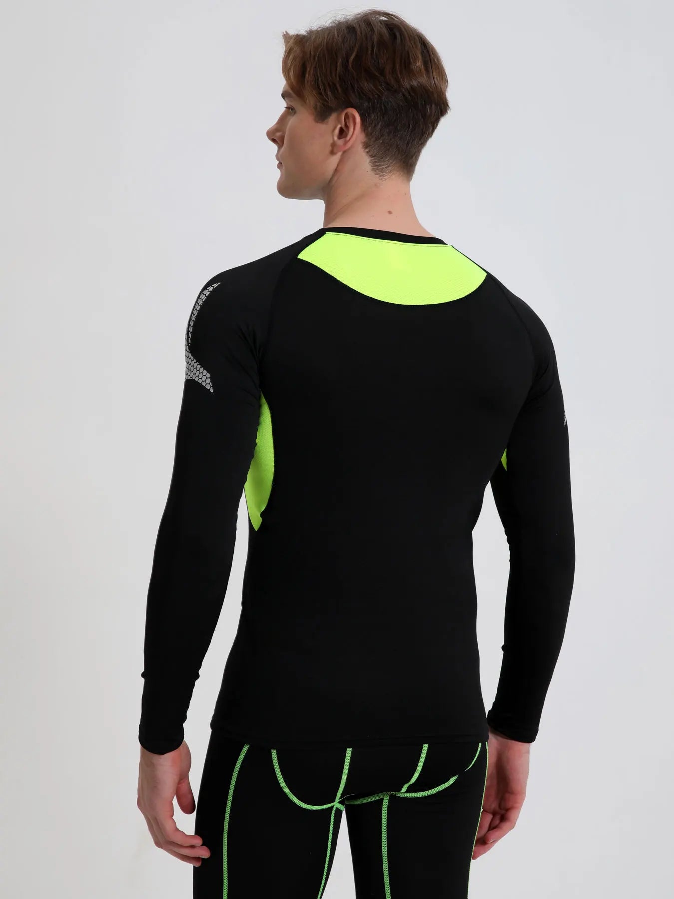 Men’s Solid Compression Shirt – Long Sleeve Athletic Base Layer, Moisture-Wicking Undershirt for Sports, Gym, Training, and Running