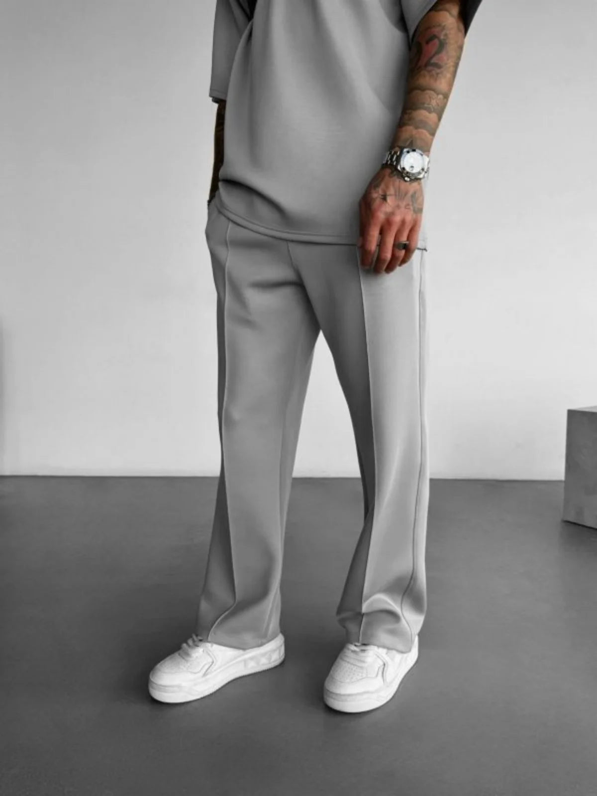 Men’s Casual Solid Color Pants – Elastic Waist Drawstring Trousers with Pleats and Pockets