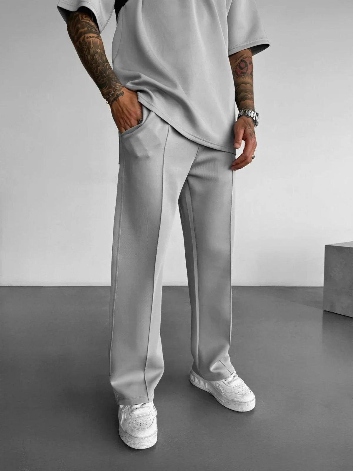 Men’s Casual Solid Color Pants – Elastic Waist Drawstring Trousers with Pleats and Pockets