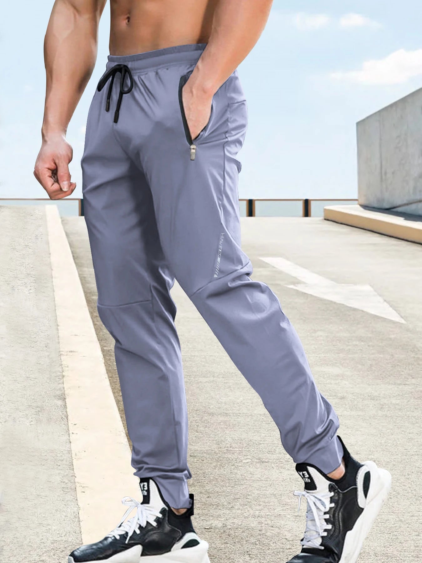 Men’s Quick-Dry Gym Joggers – Lightweight Elastic Waist Training Pants with Zipper Pockets