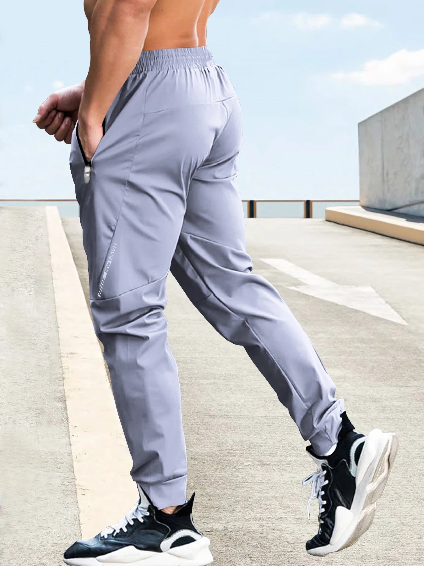 Men’s Quick-Dry Gym Joggers – Lightweight Elastic Waist Training Pants with Zipper Pockets