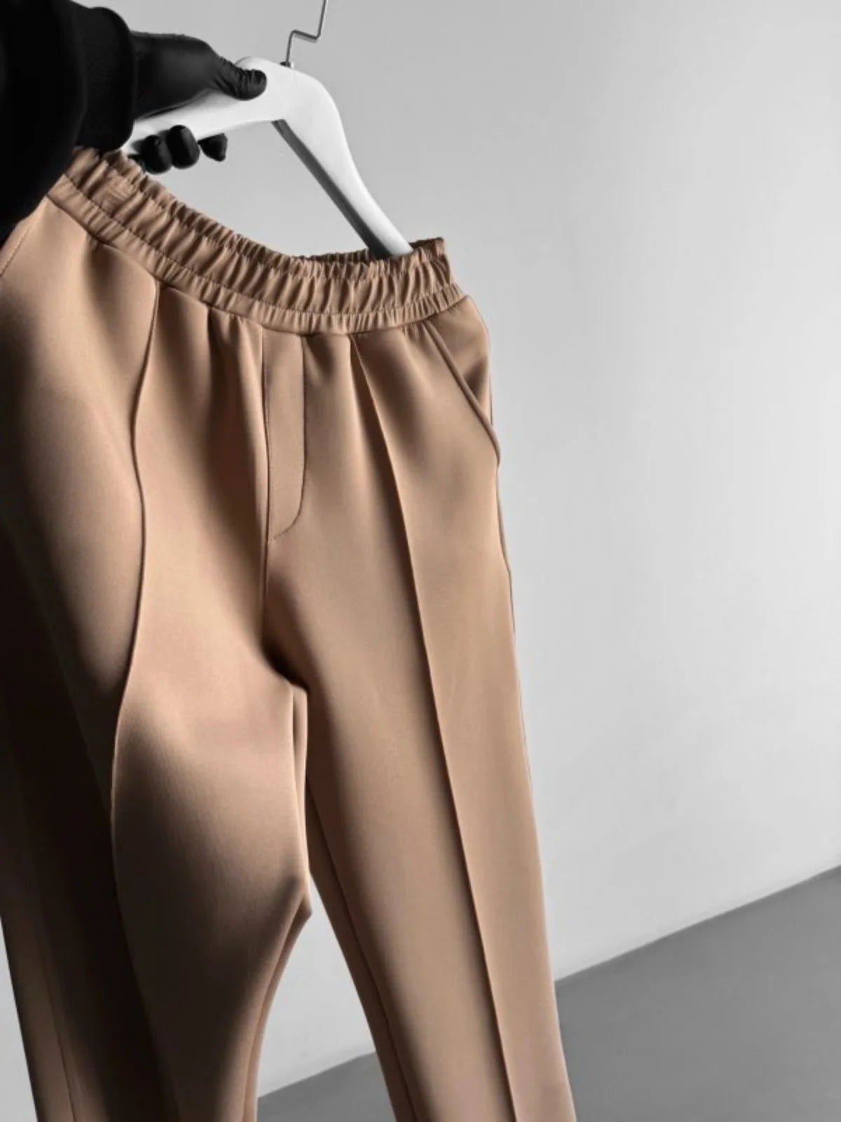 Men’s Casual Solid Color Pants – Elastic Waist Drawstring Trousers with Pleats and Pockets
